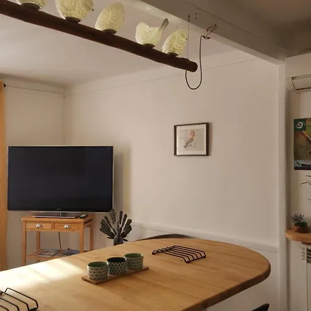 Entier Dans Un Espace De Verdure Apartament *
