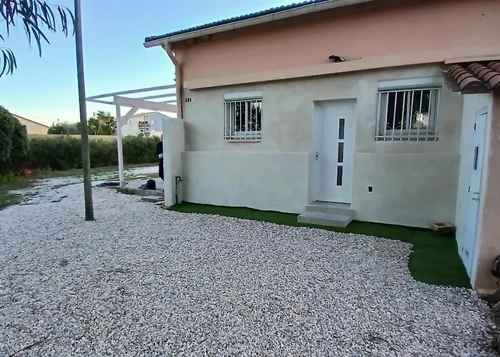 Entier Dans Un Espace De Verdure Apartament *