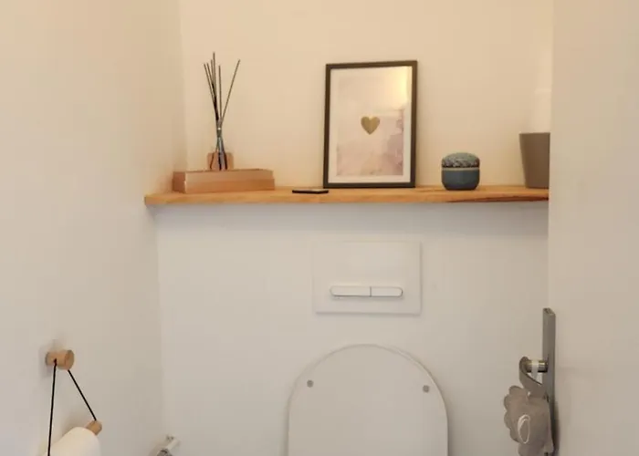 Entier Dans Un Espace De Verdure *