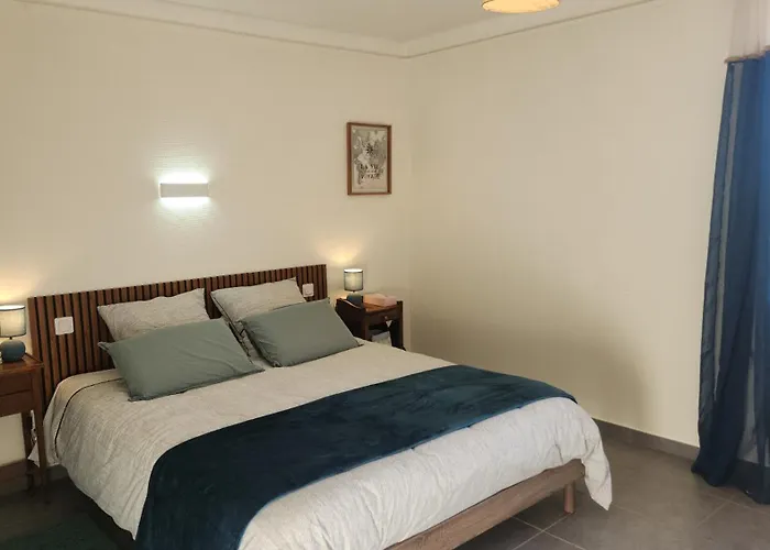 דירה Entier Dans Un Espace De Verdure פרפיניין